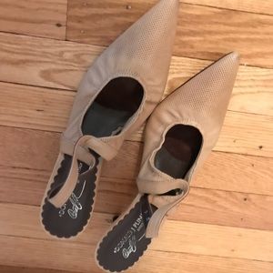 Donald J Pliner Slingback Heels